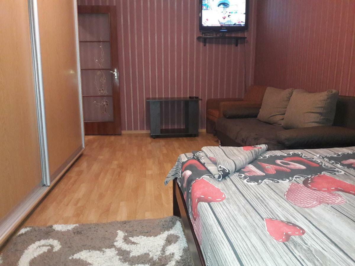 Apartment in the city center Cernihiv Exterior foto
